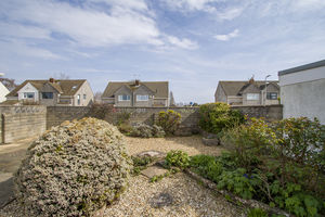 Photo 13- click for photo gallery